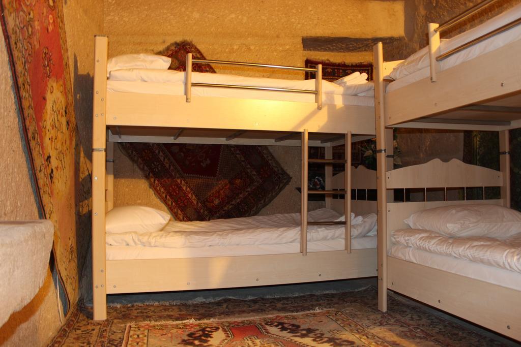 Stay In Peace Cave Hostel Göreme Oda fotoğraf