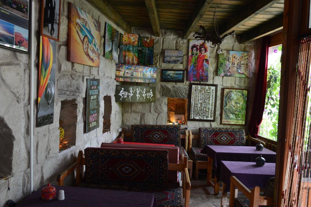 Stay In Peace Cave Hostel Göreme Dış mekan fotoğraf